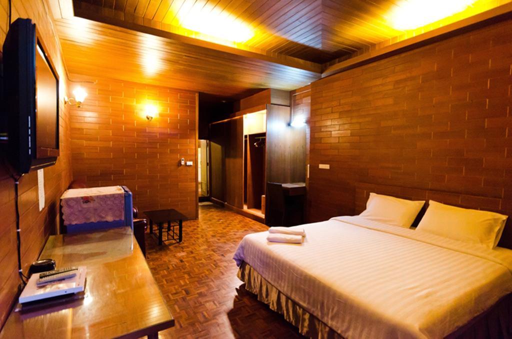 Eight Plus Hotel Bangkok Kültér fotó