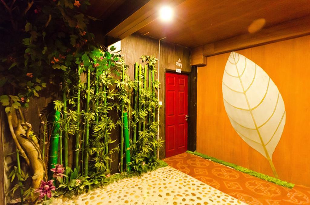 Eight Plus Hotel Bangkok Kültér fotó
